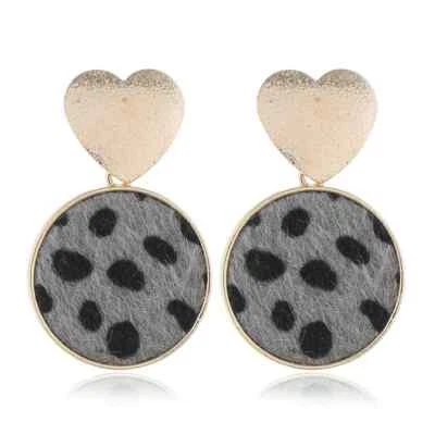 全新 到货 马毛 动物 豹纹 耳环 心形 耳钉 — 第 1/4 张图片