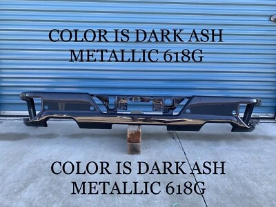 OEM 2019-2021 CHEVY SILVERADO 1500 REAR BUMPER DUAL EXHAUST DARK ASH METLIC 618G Foto 1 de 4