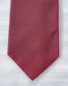 Superb Turnbull & Asser for Nieman Marcus 100% Silk Tie - Red - Picture 1 of 4