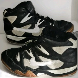 Vintage 1994 Nike Air Bohemian Volleyball Shoes Women Size 10 White 644000-111 - Picture 1 of 15