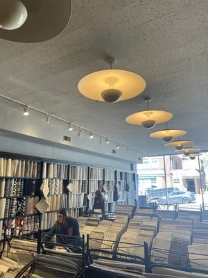 古董悬挂吸顶灯灯具金属灯罩 1930 年代/40 年代 — 第 1/2 张图片