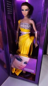Integrity Toys Fashion Royalty Legendary Status Agnes Dressed Doll NRFB - Picture 1 of 4