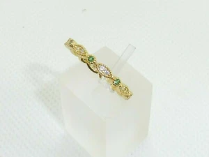 Ladies 9 Carat Gold On 925 Sterling Silver Emerald White Sapphire Eternity Ring - Picture 1 of 11