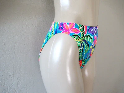 ⚡️复古 90 年代高切比基尼下装尺寸 9/10 L 明亮五颜六色的花卉印花⚡️ — 第 1/4 张图片