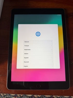 Apple iPad  32 GB Wi-Fi. Toll  Zustand - Bild 1 von 4