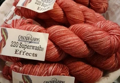Cascade Yarns Superwash Effects 100 % Wool Color #05-Tricolor Red/Pink  - Image 1 of 4