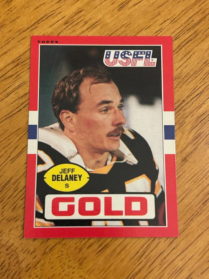 1985 Topps USFL - Jeff Delaney #30 (RC) @QU23 - Image 1 of 1