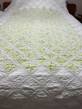 Stunning Queen-King Hand Sewn Vintage Cathedral Window Quilt 100 x 77, Beautiful