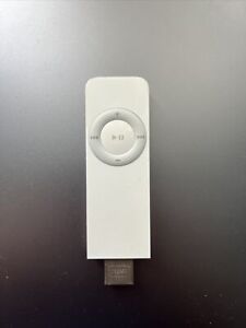 Apple A1112 iPod Shuffle 1st Gen 1Gb White Compact Usb Music Player | Working!