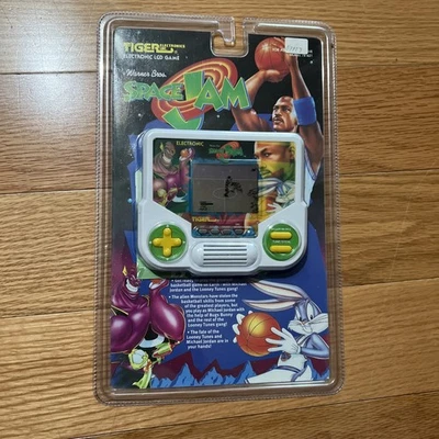 Tiger Electronics Space Jam LCD Handheld Video Game New/Sealed - Image 1 of 2