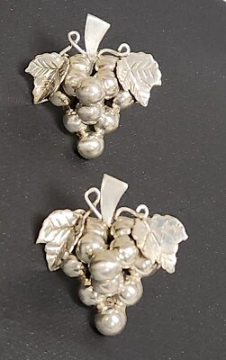 2" Vintage Sterling Silver 3 Dimension Grape Cluster Clip Earrings Taxco Mexico  - Image 1 of 4