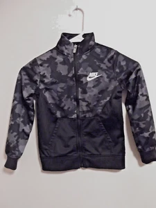 LN Boy's Nike Camouflage & Black Jacket Size S(4-5) - Picture 1 of 1