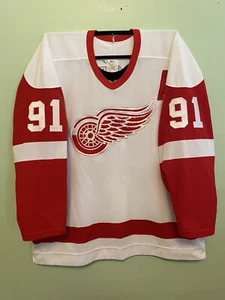 Sergei Fedorov Authentic Detroit Red Wings Jersey CCM 52 - Picture 1 of 5