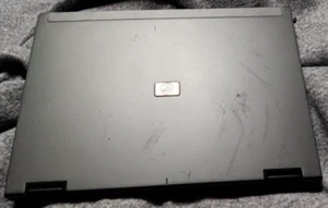 Compaq 6910p Laptop - Picture 1 of 3