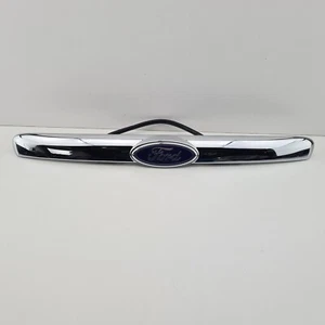 Tapicería de liberación de adorno de bota Ford Falcon FG 05/08-09/14 sedán cromada - Imagen 1 de 14