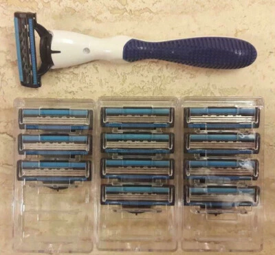 Magnum 3 + Titanium Rasierklingen , neu , 12 stück + Rasierer gratis dazu