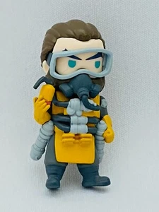 APEX LEGENDS deformed mini figure / Caustic / 5cm height Gacha toy Japan - Picture 1 of 16