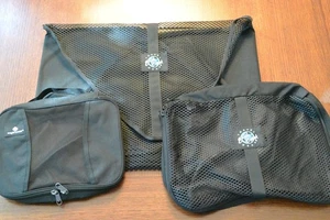 Eagle Creek Travel Pack-it Shirt Folder 20 X 13" &2 black packing cubes - Picture 1 of 4