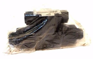 NEW DAIKIN KS0-602-20A-30-EN SOLENOID CONTROLLED VALVE KS060220A30EN - Picture 1 of 2
