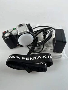 Pentax K-01 16MP Digital Mirrorless Camera Body - Picture 1 of 9