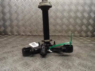 Honda CB175 CB 175 1969-1973 69-73 Lower Bottom Fork Yoke & Steering Stem - Image 1 of 4