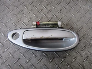 1999 INFINITI I30 RIGHT PASSENGER FRONT DOOR HANDLE EXTERIOR 3.0L 6CYL - Picture 1 of 4