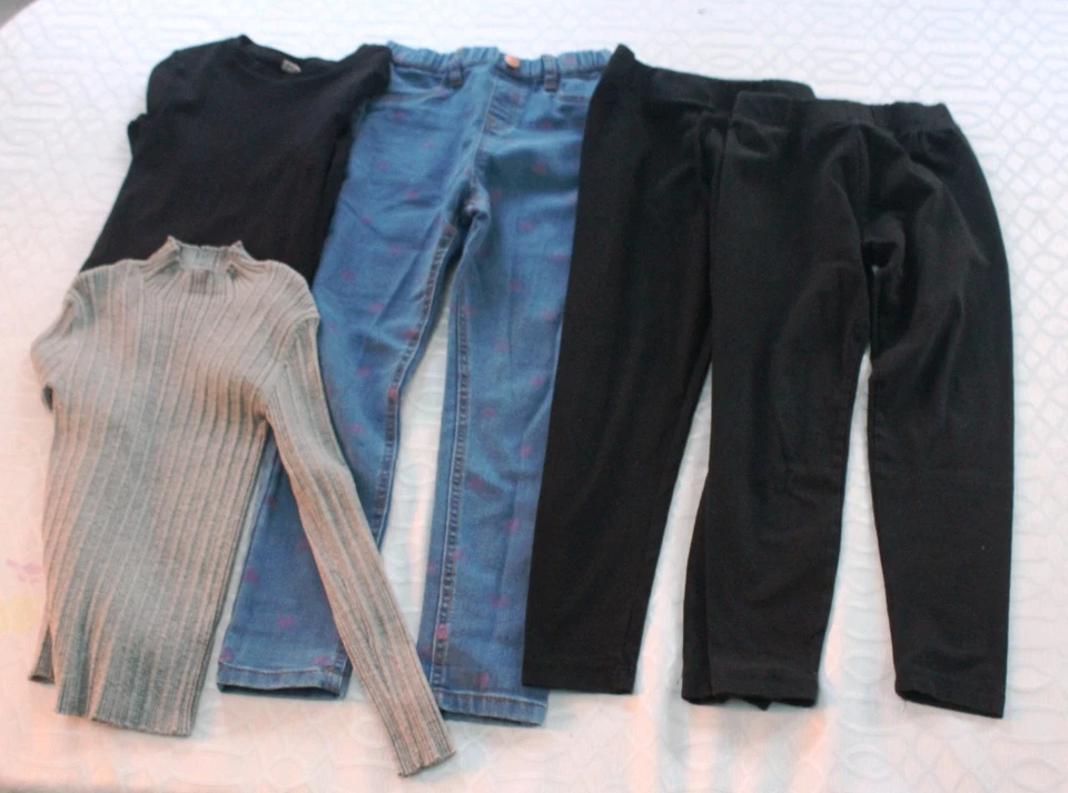 Girls Clothes Bundle Age 7-8 years LA Gear Tu Studio - Image 1 of 4