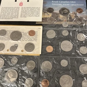 Estate Sale HUGE Auction Lot - U.S. & UK Coins - Picture 1 of 17