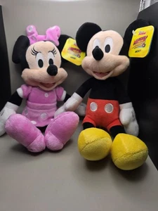 Disney Junior Mickey Mouse y Minnie Mouse Juego de Muñecas de Peluche 9" Animales de Peluche Nuevo con Etiquetas - Imagen 1 de 5
