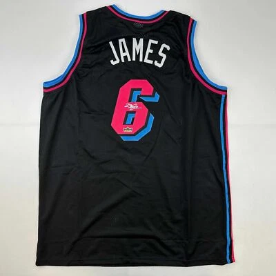 Camiseta deportiva para hombre LeBron James Miami negra reimpresión Vice City XL autografiada facsímil Foto 1 de 4