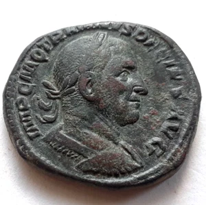 Sestertius of Trajan Decius A.D.249-251 30mm 18.63g VICTORIA AVG - Picture 1 of 3