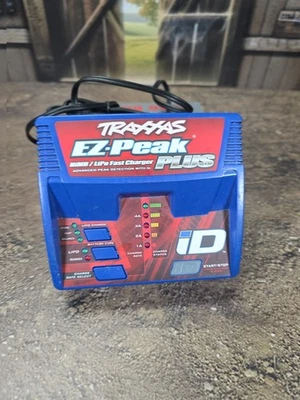 Cargador Traxxas 2970 EZ-Peak 4 amperios 3s Foto 1 de 4