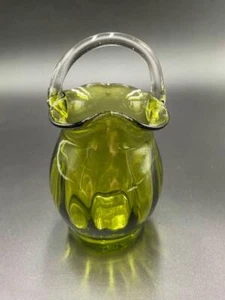 Pilgrim Glass ~ MINIATURE BASKET VASE ~ Green Vertical Optic w/ Clear Handle - Picture 1 of 10
