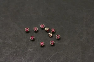 Signity Lunetta Oro Giallo 18K Piropo Granato 2mm Gemme Gemme Pacco 10 Pezzi - Foto 1 di 6