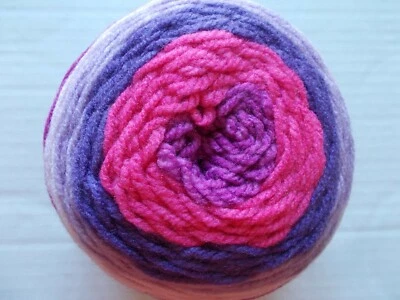 Bernat Pop self-striping yarn, Violet Vision, 1 cake  (280 yds) - Image 1 of 3
