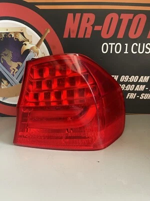 BMW 335I XDRIVE 2009-2011 - Luz trasera exterior derecha / lámpara 7289430 Foto 1 de 4