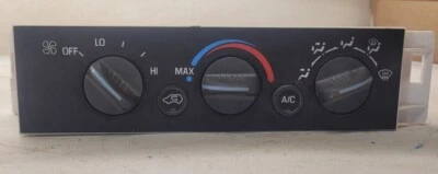 Painel interruptor de controle A/C aquecedor suburbano GMC Chevy K1500 K2500 16231175 599007 - Imagem 1 de 3