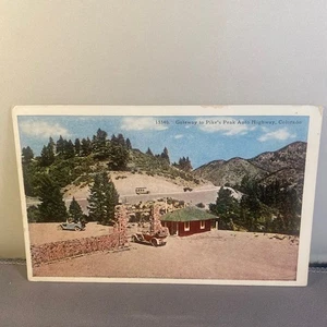 Gateway to Pike's Peak Auto Highway Vintage Unposted Postcard 1940s - Picture 1 of 2