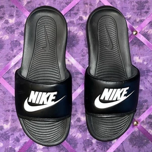 Nike Victori One schwarz artic pink Damen-Pantoletten Sandalen Größe 8 CN9677-002 - Bild 1 von 14