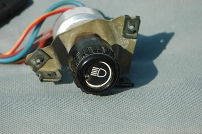 Interruptor de faros Jaguar XJ6 XJ12 1979-1987 con perilla OEM Jaguar Foto 1 de 4