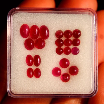 22 Pcs 100% Natural Ruby Kenya Mines 3.1mm-6mm Cabochon Untreated Gemstones Lot - Image 1 of 4