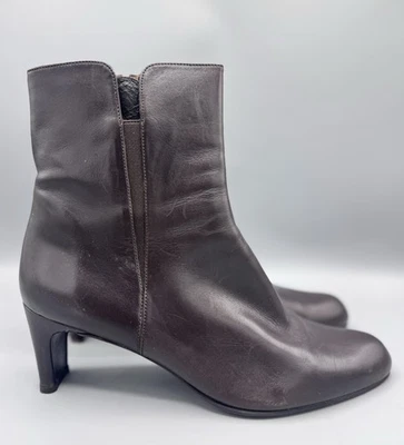 Botín de cuero para mujer Stuart Weitzman, marrón oscuro, talla 9,5 M Foto 1 de 4