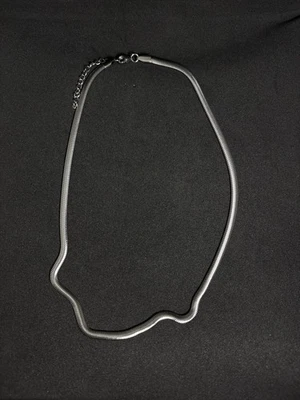 Collar corto de cadena serpiente de 17,4” para hombre 21,4 g de acero inoxidable - Se envía en 4 días Foto 1 de 3