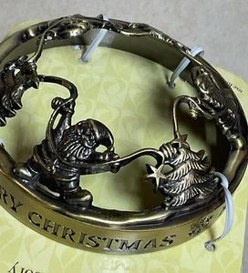 Santa Holiday Jar Topper Yankee Candle Illuma-Lid-22 & 14.5 OZ Jar Candles-NEW - Picture 1 of 6