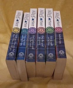 Die komplette Gallagher Girls Sammlung 6 Bücher Box Set von Ally Carter - Bild 1 von 1