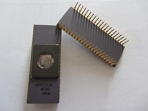 M50727ESS  Mitsubishi  CMOS   8bit  EEPROM  microcontroller  NOS Japan made - Picture 1 of 3