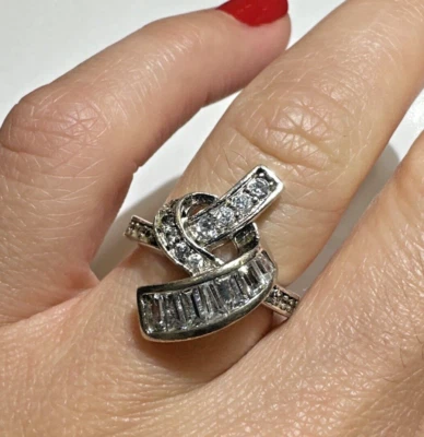 Vintage Art Déco Argento Sterling Nodo Baguette Strass Misura 6 Anello 10f 17 - Immagine 1 di 4