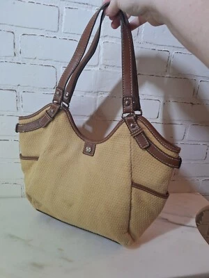 Bolso de hombro tejido Relic Tan Foto 1 de 4