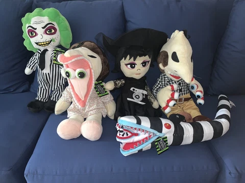 Beetlejuice Lydia Deetz Barbara Adam 19” Sandworm 27” Plush Lot Of 5 Exclusive Cover