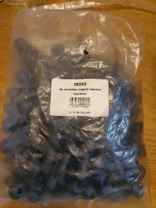 100 x TR413 Snap In Rubber Tubeless Tyre Valves - Picture 1 of 3